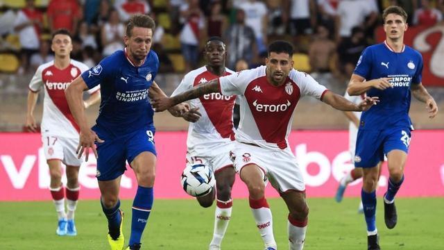 上使出浑身 上使出浑身